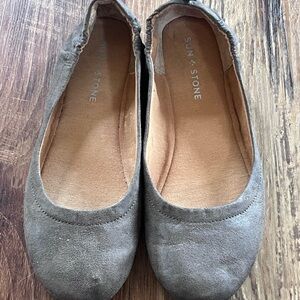 Sun + Stone Women's Gray Flats